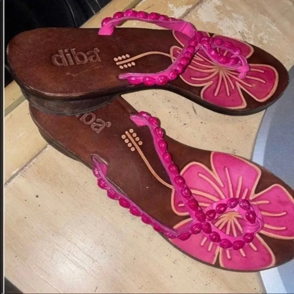 Bundle 2 pair Diba Beaded Leather Buckle Loop Toe Thong Sandals Flats Flip Flop - Picture 6 of 6